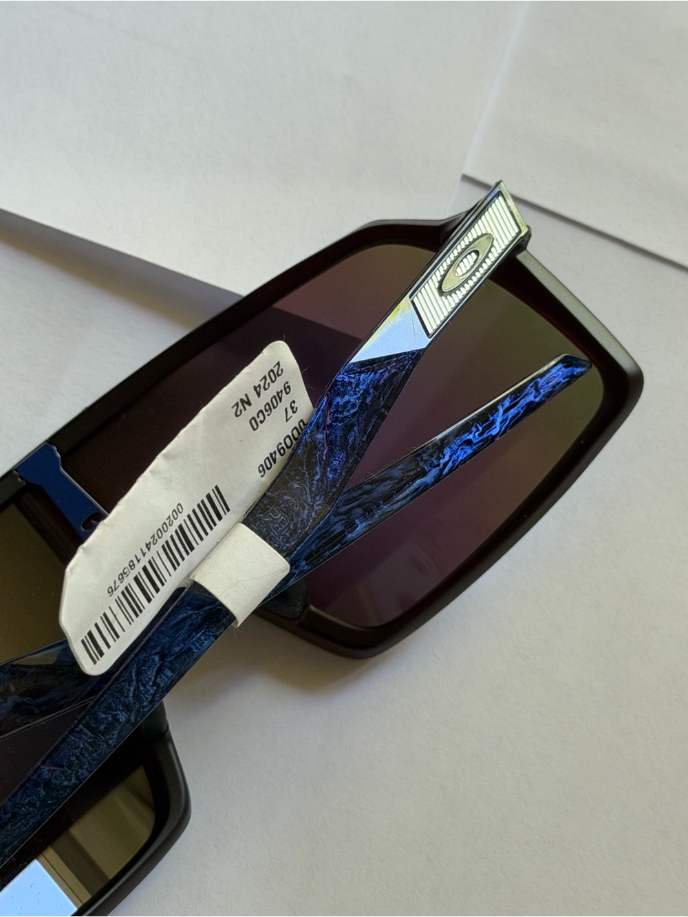 Oakley Mirrored Sutro Shield Sunglasses in Blue-Purple Gradient. - Picture 2 of 5